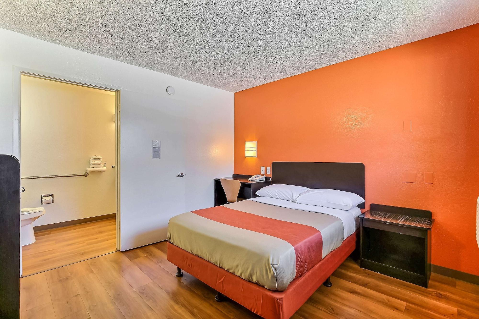 Motel 6-Oakland, Ca - Airport エクステリア 写真