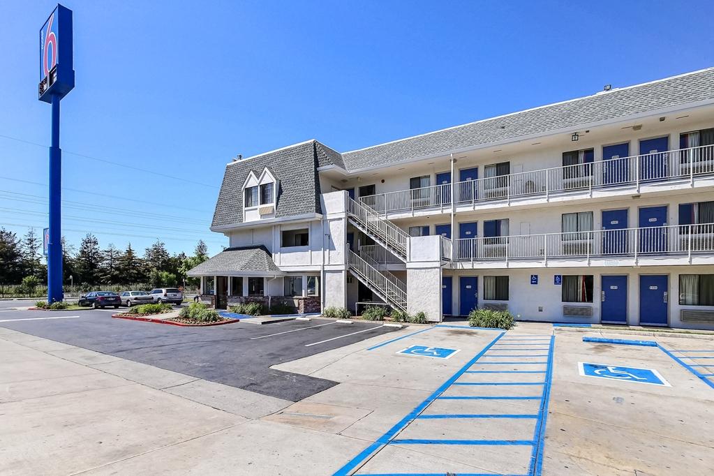 Motel 6-Oakland, Ca - Airport エクステリア 写真