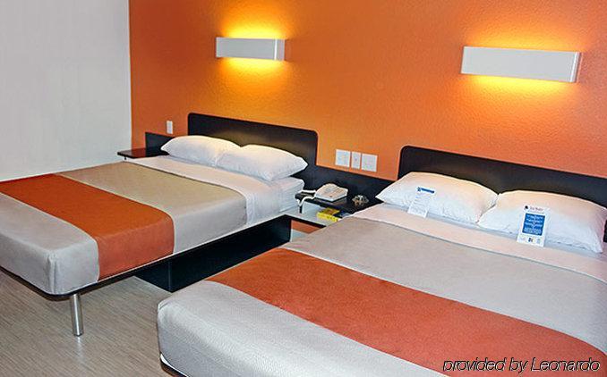 Motel 6-Oakland, Ca - Airport エクステリア 写真