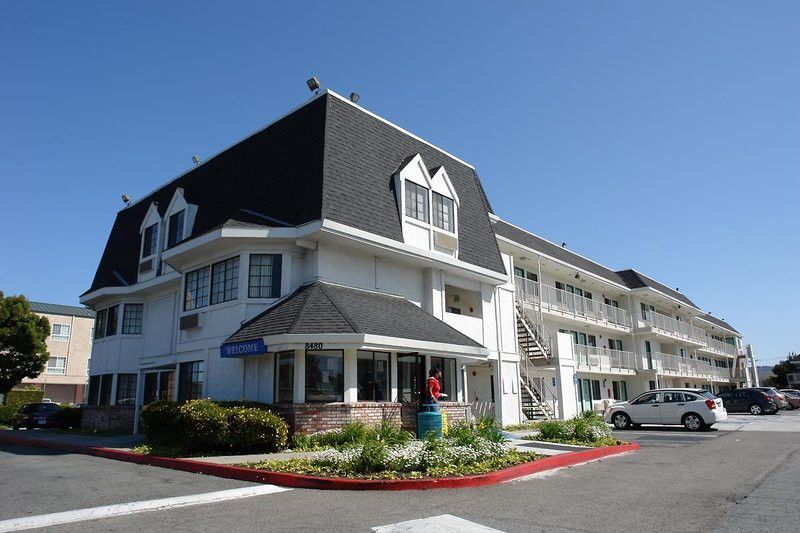 Motel 6-Oakland, Ca - Airport エクステリア 写真