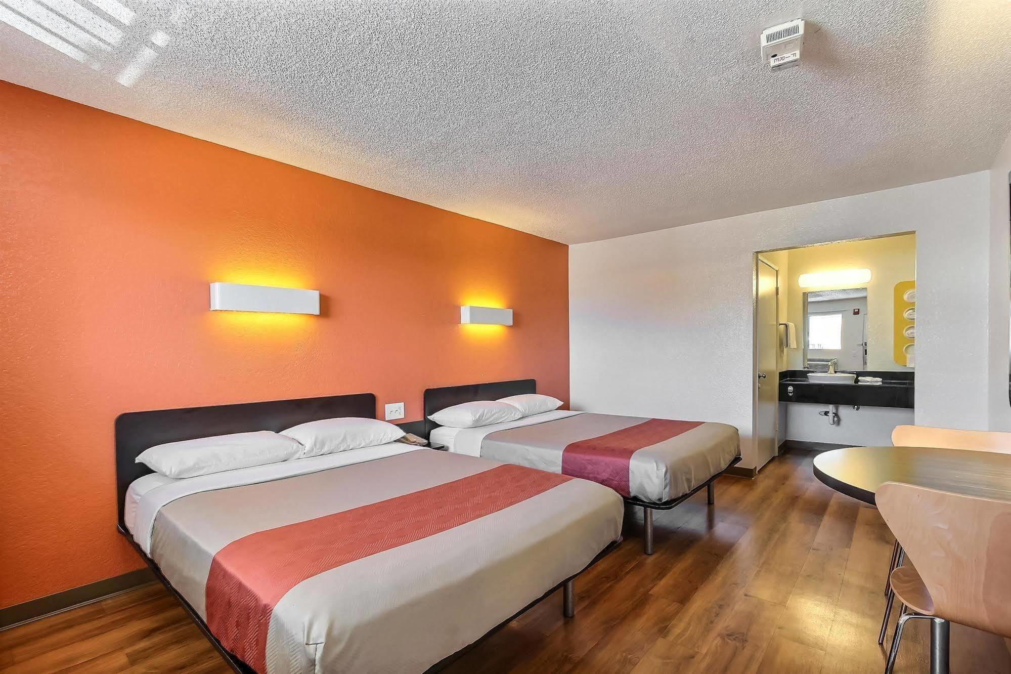 Motel 6-Oakland, Ca - Airport エクステリア 写真